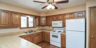 Spacious 5-Bedroom Split-Level in Southwest Sioux Falls with 4-Season Room & Fenced Yard! Gallery 5