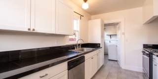 Charming North Park 2 Bedroom with Washer/Dryer, Backyard & Parking! Gallery 11