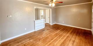 Charming Home Near 15th & Boulevard Gallery 4