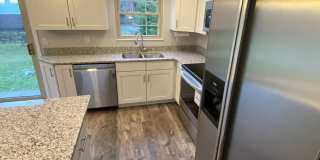 Modern 3-Bed, 2-Bath Home with New Kitchen & Upgrades Modern 3-Bed, 2-Bath Home with New Kitchen & Upgrades Gallery 6