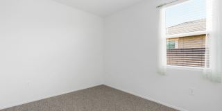 1575 East Fletcher Drive Gallery 15