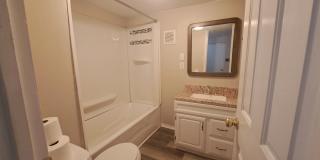 1BR/1BA updated mobile home close to I10 and Pine Forest Rd Gallery 14
