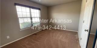 Spacious 3-Bedroom Springdale Home with Fenced Yard Gallery 14