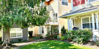 3bd/2.5ba Sammamish Townhouse Gallery 1