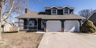 Spacious Home with Finished Basement & Fenced Backyard Spacious Home with Finished Basement & Fenced Backyard Gallery 1