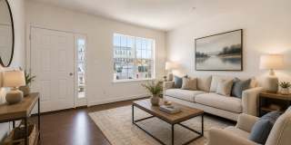 End Unit Townhome with Bonus Room! Gallery 1