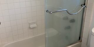 Clean Marina Condo (Park Marina) Gallery 6