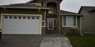 4 bedroom, 2.5 bathrooms and Office/bonus room In Ferndale Gallery 1