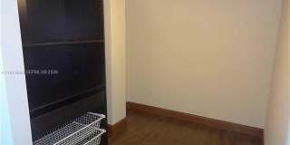 17500 N Bay Rd Gallery 10