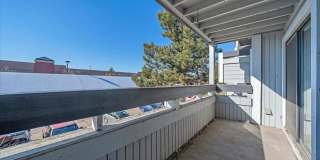 1 Bedroom Condo in Aurora Gallery 9