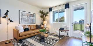 The Willows Gallery 44