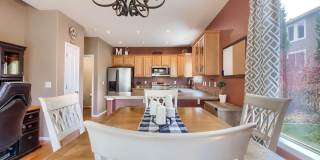 Highlands Ranch Spacious 3 bed 2.5 bath Gallery 24