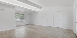 Prime North Central Location! Gallery 7