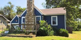 Charming 2-Bedroom Home with Spacious Backyard Charming 2-Bedroom Home with Spacious Backyard Gallery 1