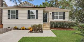 105 Crossover Lane Gallery 1