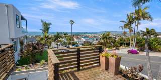 Ocean Beach 2 Bedroom + Bonus Room. Panoramic Water Views! Gallery 7