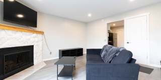 211 McCarrey St #14 - 1 Gallery 1