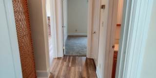 2 bedroom home with a garage Gallery 15