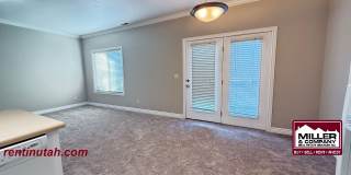 Beautiful townhouse in The Cottages at 9th! Beautiful townhouse in The Cottages at 9th! Gallery 10