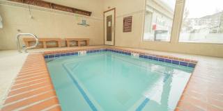 Move in Special! Keystone 2 bed/2bath! Plus Bonus Room  Pool and Hot Tubs!  BIKE STORAGE! Gallery 5