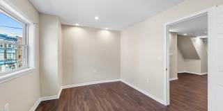 2003 S 7TH Street Gallery 12
