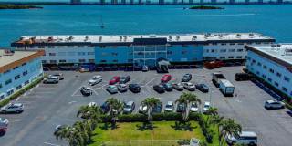 100 Shore Court Gallery 36