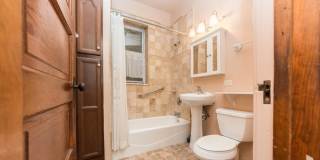 3710 North Damen Avenue Gallery 19