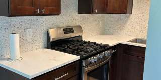 GORGEOUS Downtown Apartment!!! Gallery 4
