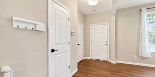 Charming Move-In Ready Townhome in Rustica Oaks! Gallery 4