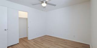 The Ryan Gallery 32