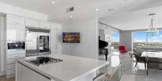 1425 Brickell Ave Gallery 19