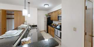 Sauk Creek Apartment Homes Gallery 15
