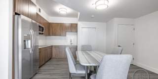 2406 Hoffman Street Gallery 7