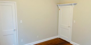 Reduced price for quiet and private location near TMH Gallery 13