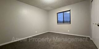 3405 Holdrege Street Gallery 9