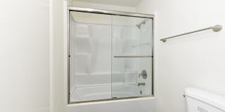 Remodeled 3 Bed Penthouse Condo Gallery 16