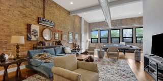 1015-21 Lake Street Gallery 3