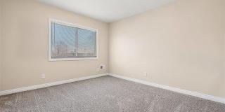 2080 Gladstone Street Gallery 20