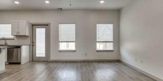 Brand New 3 Bed 2.5 Bath Duplex Includes Office Space (See Contact Info Below) Gallery 16