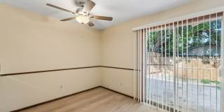 208 Hudson Pl Gallery 15