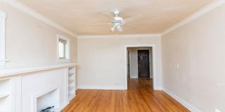 4101 N Sacramento Avenue Gallery 5