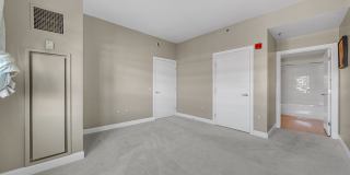 17 Otis St Gallery 33