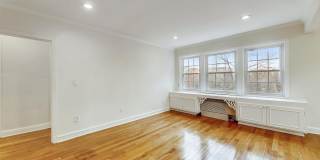 1812 W ABINGDON Drive Gallery 6