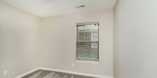 3817 Fiske Avenue 3817 Fiske Avenue Gallery 14