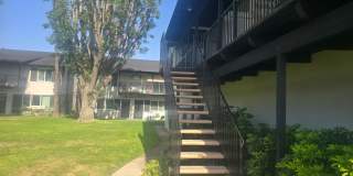 371 N Oak St Gallery 2