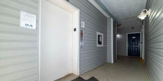 3176 SUMMIT SQUARE Drive Gallery 8