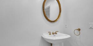 11847 Gorham Ave Gallery 13