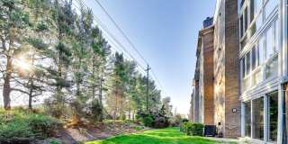 5707 BREWER HOUSE Circle unit: T-2 Gallery 32