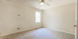 4 Bedrooms & 2.5 Bathrooms Gallery 12