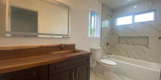 3BR/2BA Two-Story Home in Ainaloa – Pet Friendly! Gallery 7